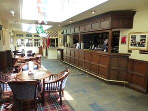 Bar (on property) - The Atherstone Red Lion Hotel (Atherstone)