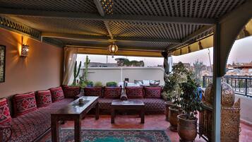 Petit déjeuner continental compris tous les jours