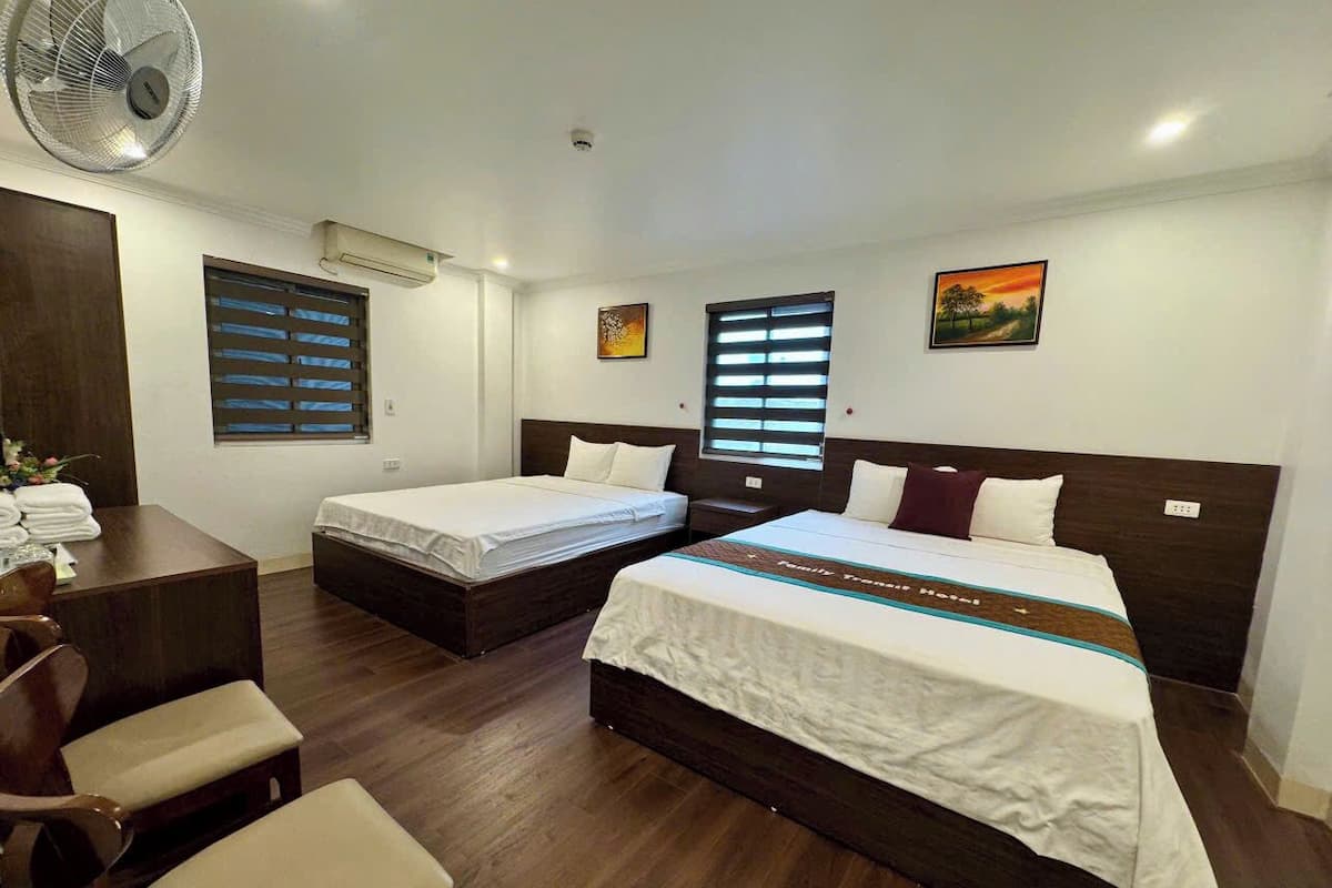 Ropa de cama de alta calidad, camas con efecto memoria y minibar
