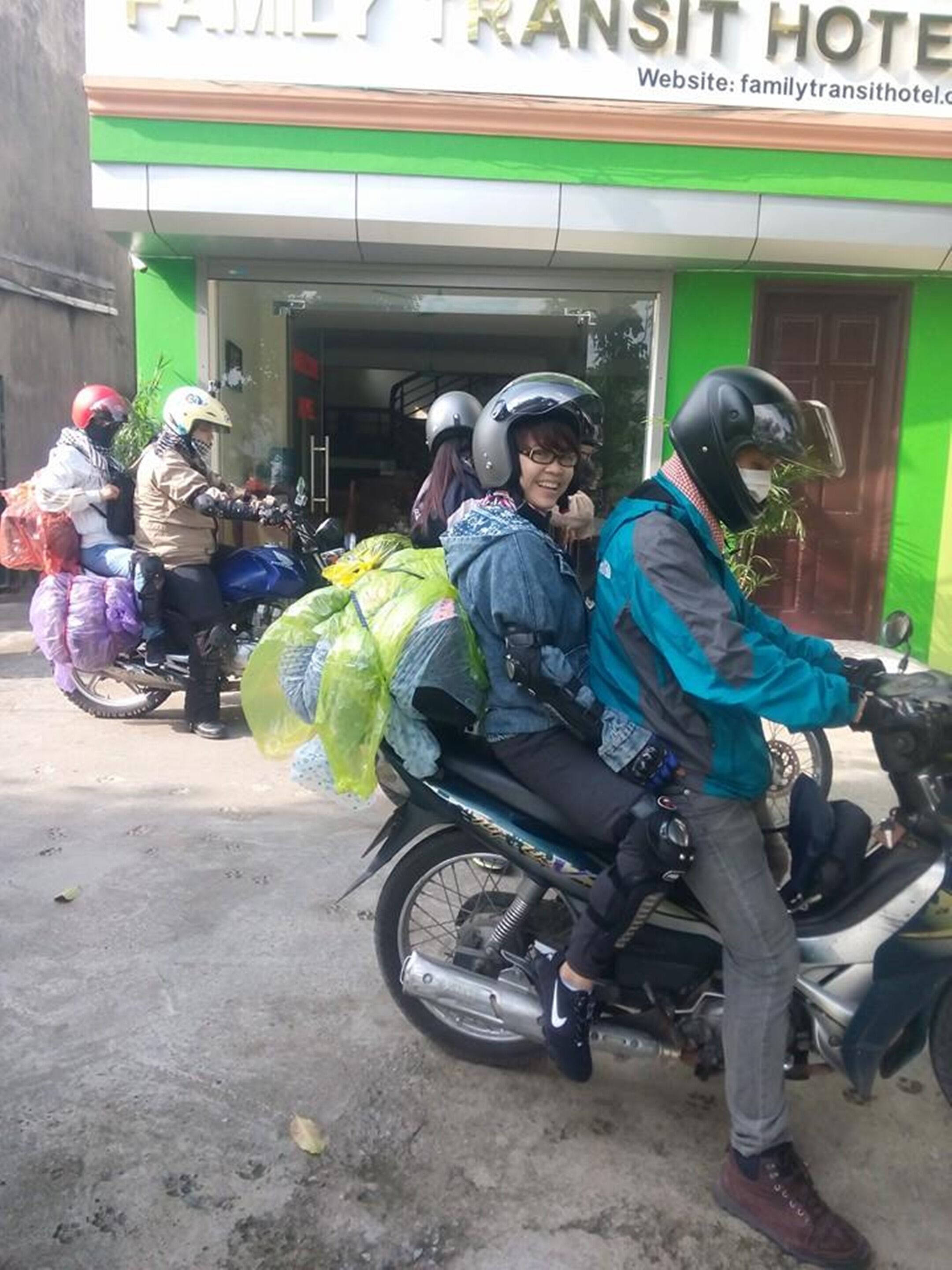 Photo - Family Transit Hotel