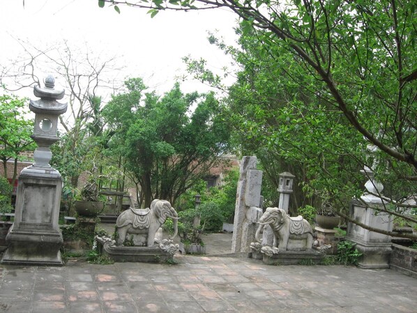 Point of interest - Family Transit Hotel (Hanoi)