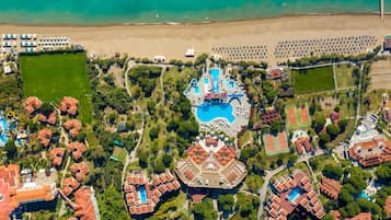 Spiaggia privata, lettini da mare, ombrelloni, teli da spiaggia