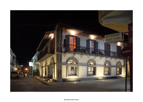 Exterior - Siki Hotel (St. Louis)