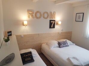 Tremannsrom | Skrivebord, lydisolert, barnesenger (inkludert) og wi-fi (inkludert)