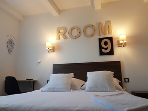 Single Room | Desk, soundproofing, free cribs/infant beds, free WiFi - Le Sainte Florence (Essarts en Bocage)