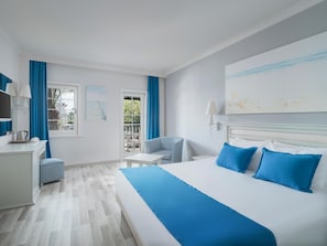 Suite Room | Literie de qualité supérieure, minibar, coffres-forts dans les chambres