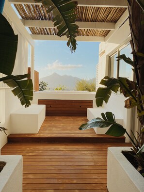 Honeymoon Double Room | Private spa tub