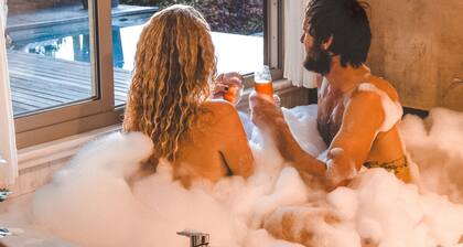 African Violet Guest Suites