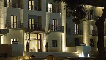 Front of property - evening/night