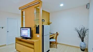 32-inch LCD TV with cable channels, TV, DVD player