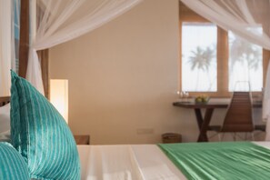 1 bedroom, in-room safe, desk, iron/ironing board - Jetwing Kottukal Beach House (Pottuvil)