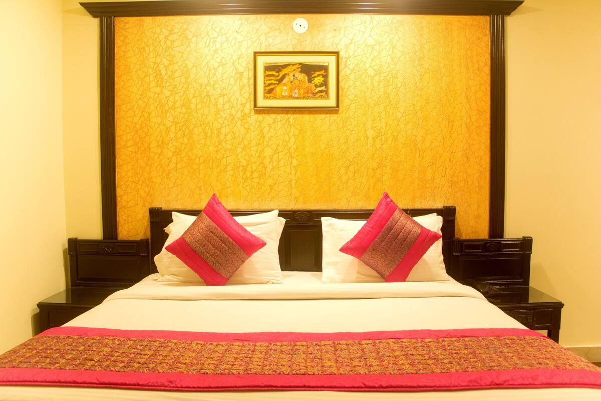 Executive Double Room, 1 Bedroom, Non Smoking | Premium bedding, free wired Internet