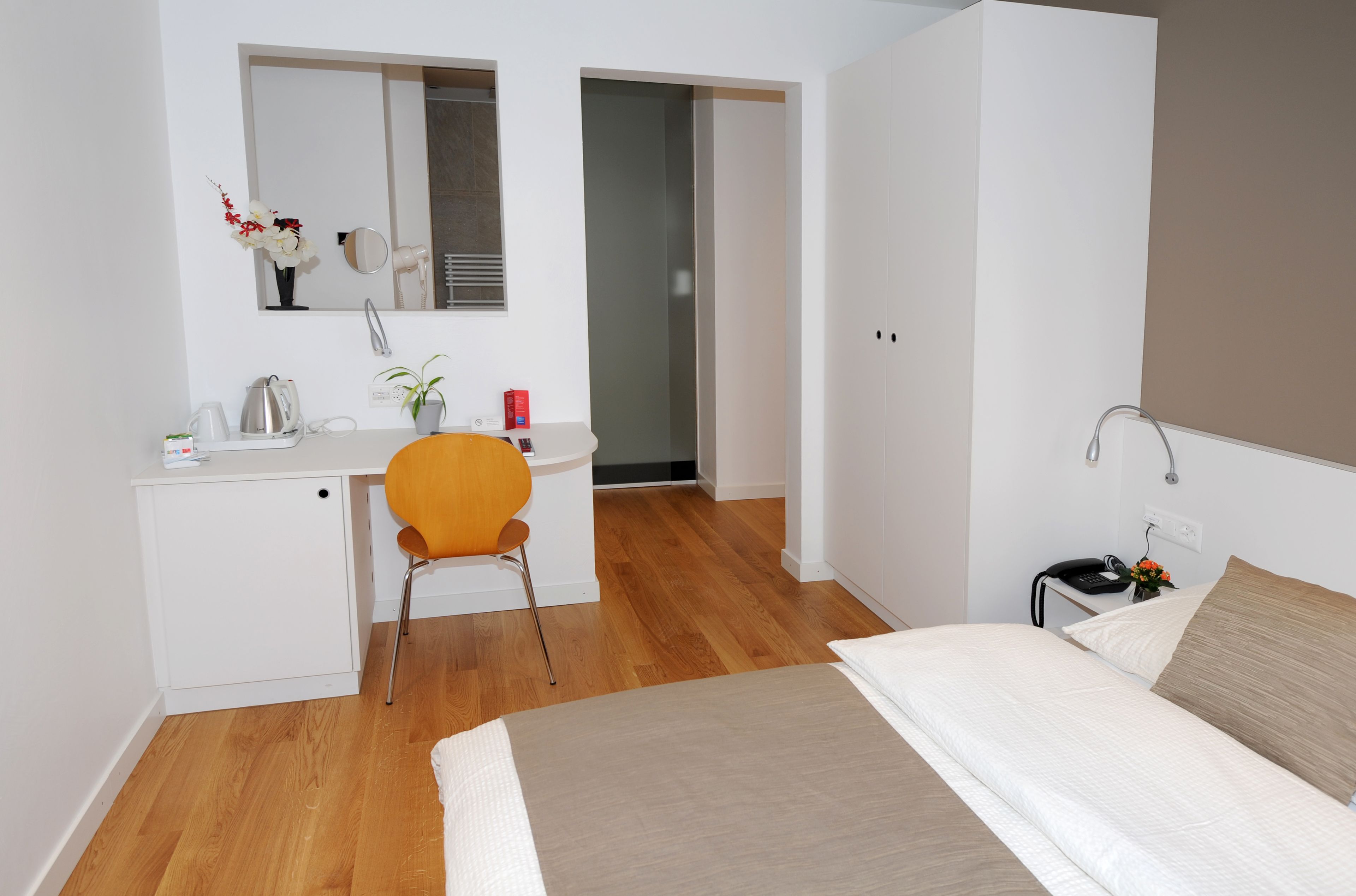 triple room | 1 bedroom, minibar, in-room safe, desk