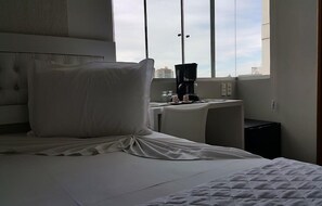 Superior Triple Room | Minibar, in-room safe, blackout drapes, free WiFi