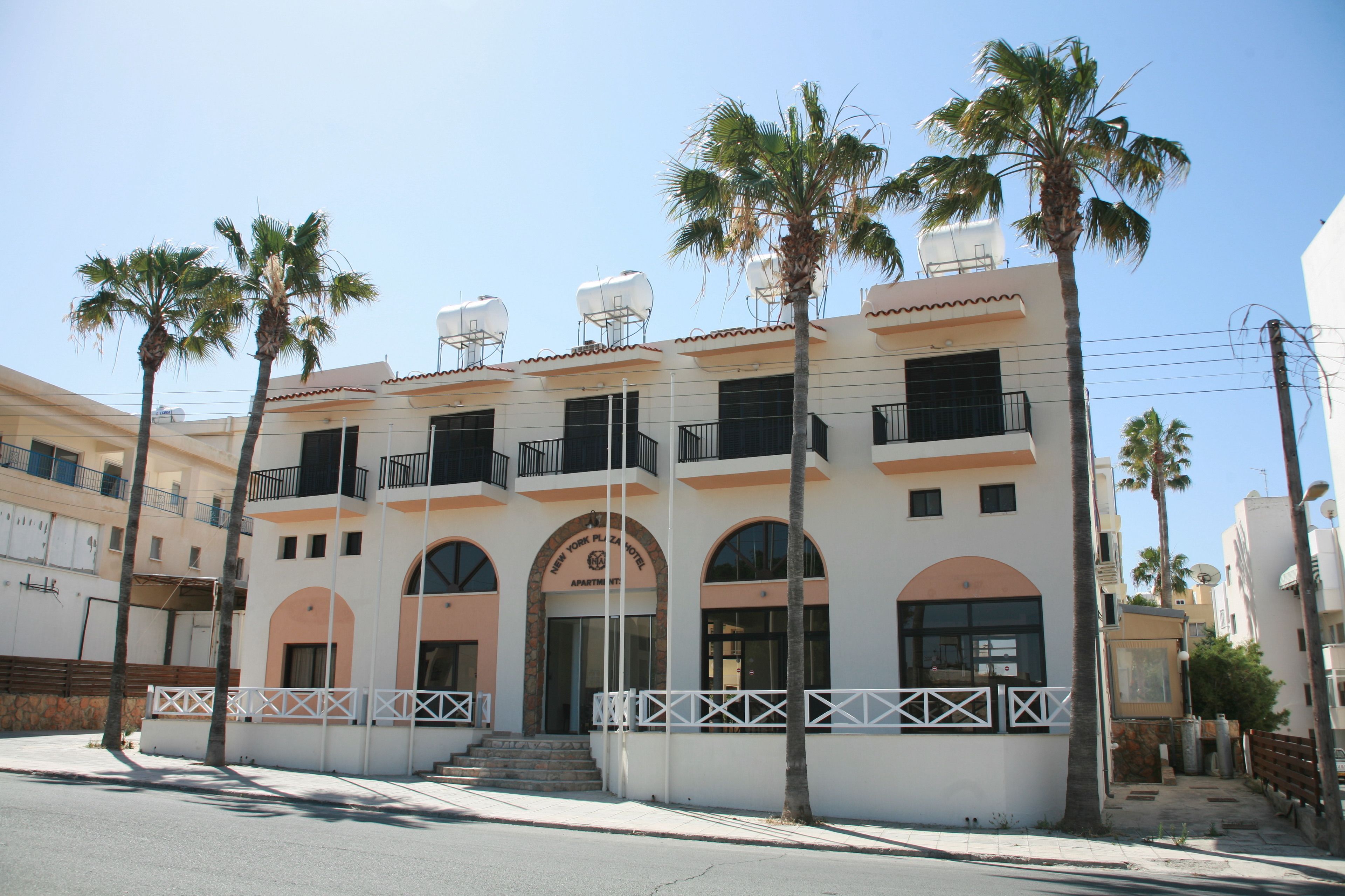 Photo - New York Plaza Hotel Apartments