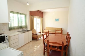 Interior - New York Plaza Hotel Apartments (Paphos)