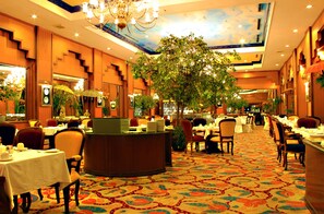 5 Restaurants, Frühstück, Mittagessen, Fisch und Meeresfrüchte