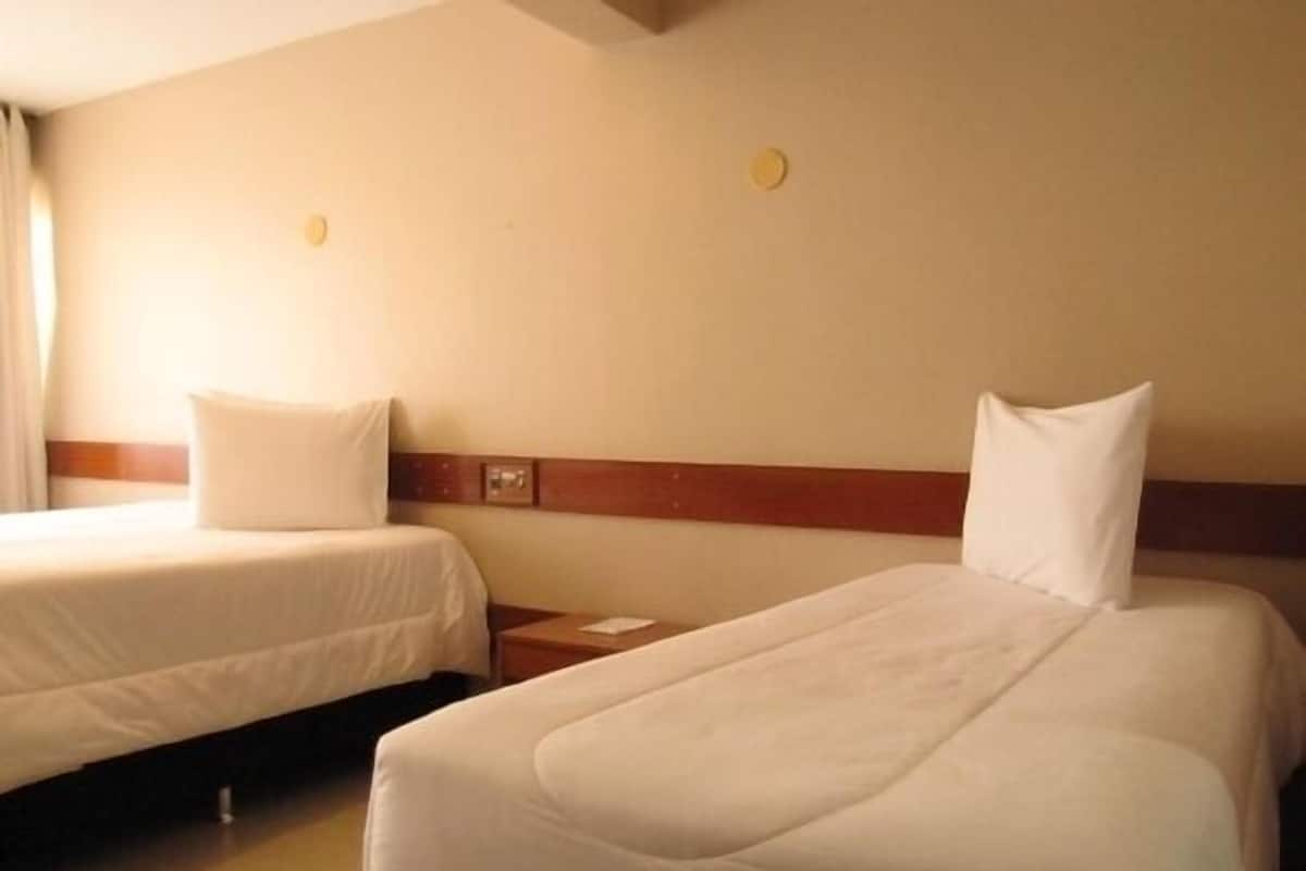 Minibar, blackout drapes, free WiFi
