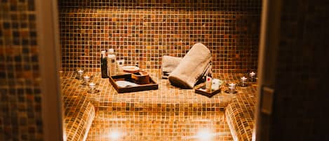 Steam room, Turkish bath/hammam