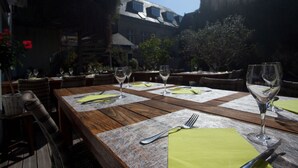 Property grounds - Hôtel de France (Douarnenez)