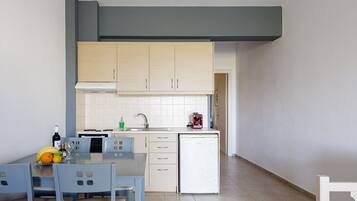 Apartment, 1 Bedroom | Premium bedding, in-room safe, individually decorated