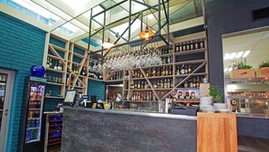 Bar (di hartanah)