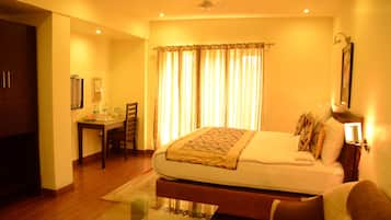 Ropa de cama de alta calidad, minibar, escritorio y insonorización