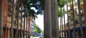 LYX Suites at Merrick Park in Coral Gables