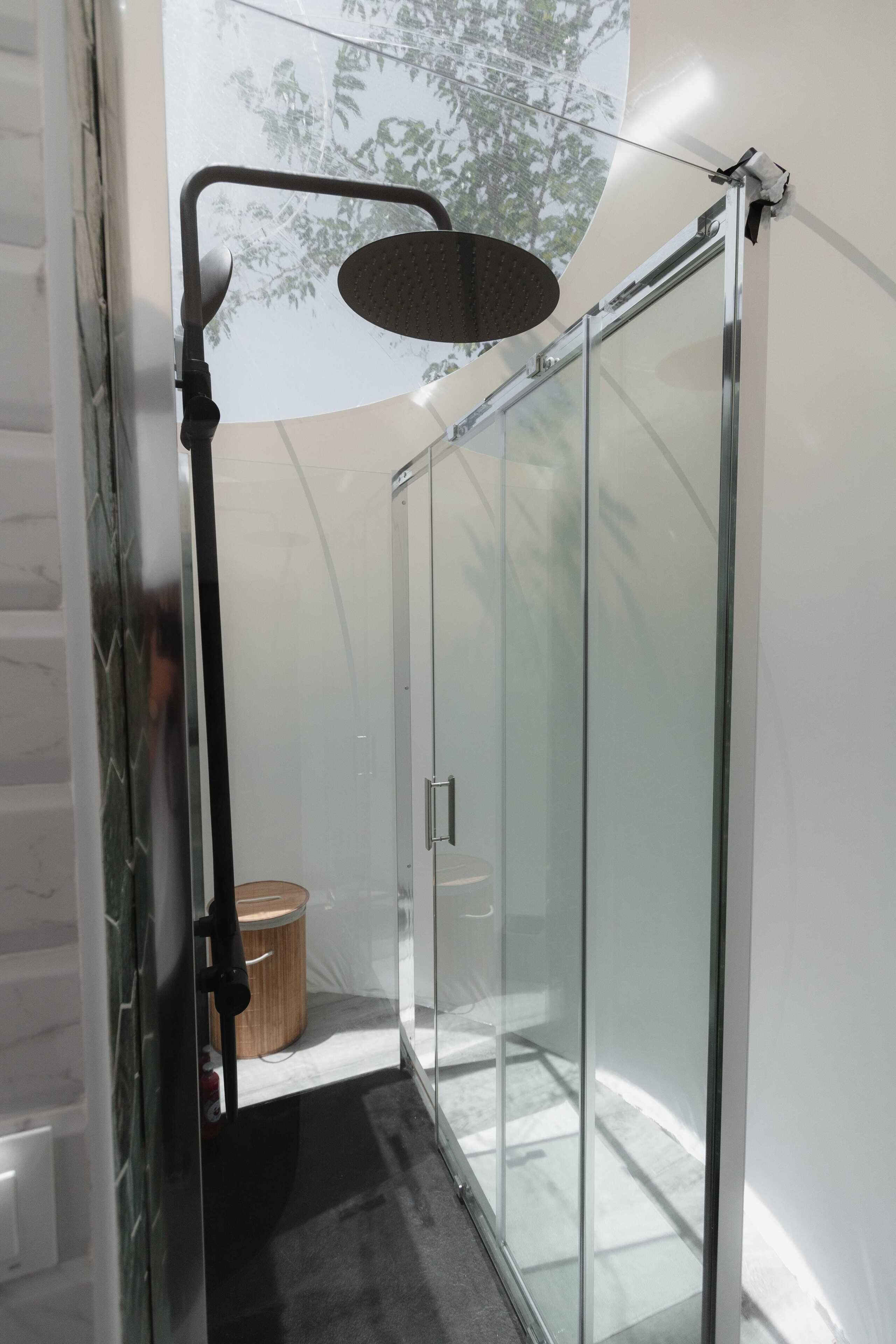 Hytte – superior (Bubble) | Bad | Kombinert dusj/badekar, hårføner og håndklær