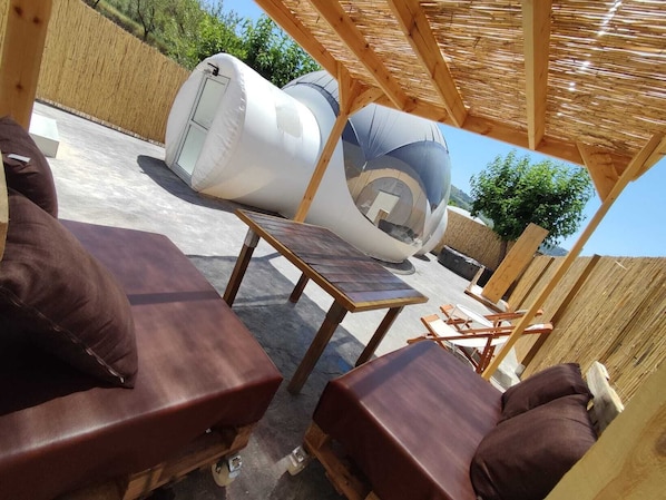 Superior Cabin (Bubble) | Terrace/patio