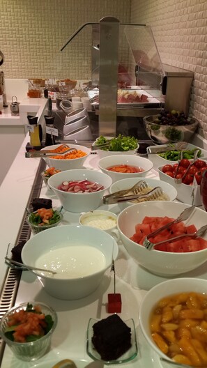 Daily buffet breakfast (EUR 12 per person) - Warwick Ankara (Ankara)