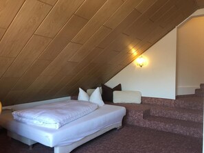 Desk, free WiFi, bed sheets