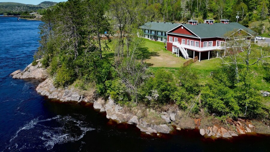 Hotel Marineau Mattawin