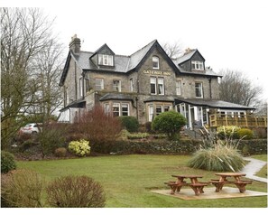 Exterior - The Gateway Inn (Kendal)
