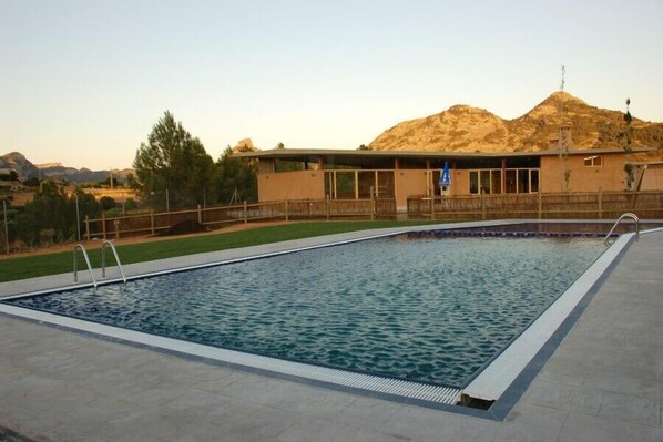 Seasonal outdoor pool
