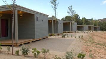 Bungalow, 2 Bedrooms | Terrace/patio