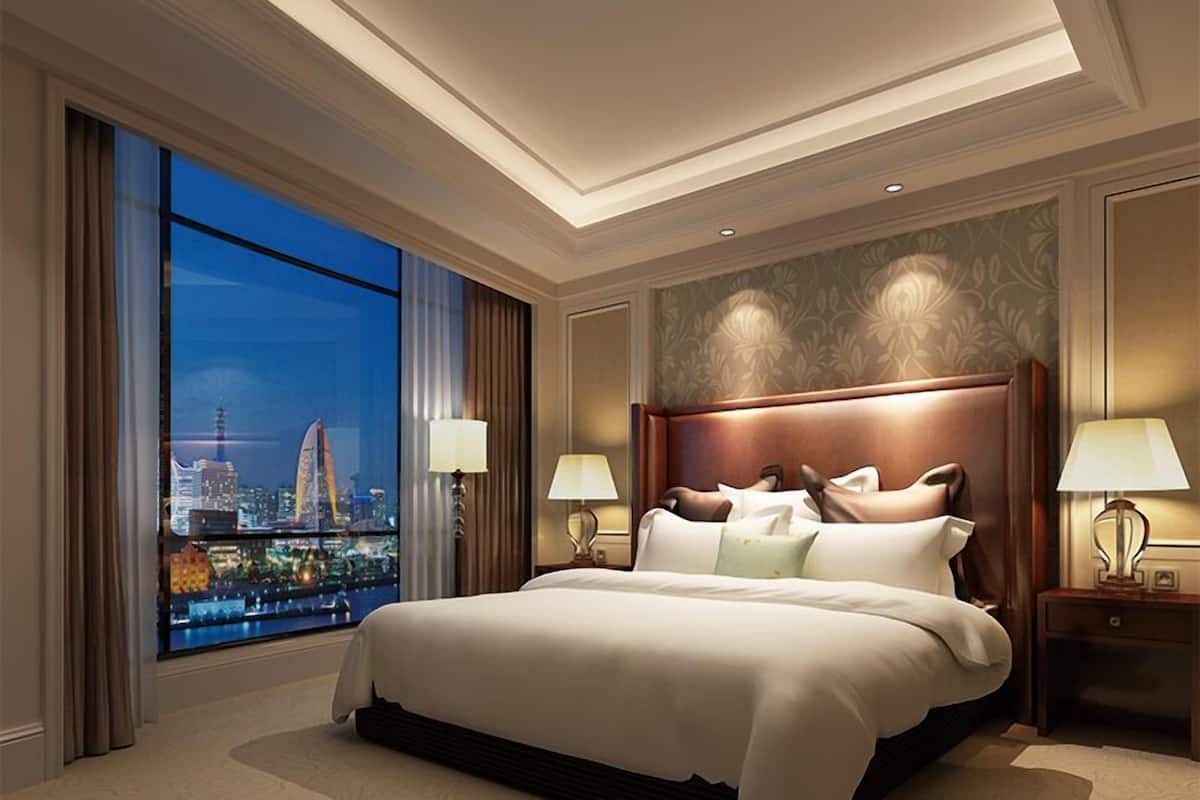 Minibar, in-room safe, cots/infant beds, free WiFi