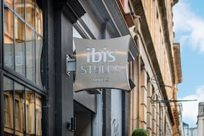 Front of property - Ibis Styles Glasgow Centre George Square (Glasgow)