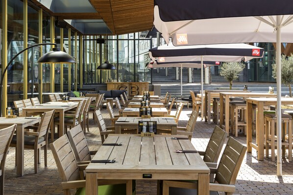 Terrace/patio - Novotel Amsterdam Schiphol Airport (Hoofddorp)