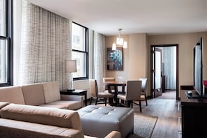 Televisión LCD de 32 pulgadas con canales por cable y televisión