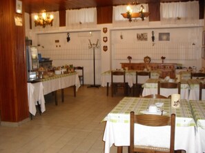 Dagelijks ontbijtbuffet inbegrepen