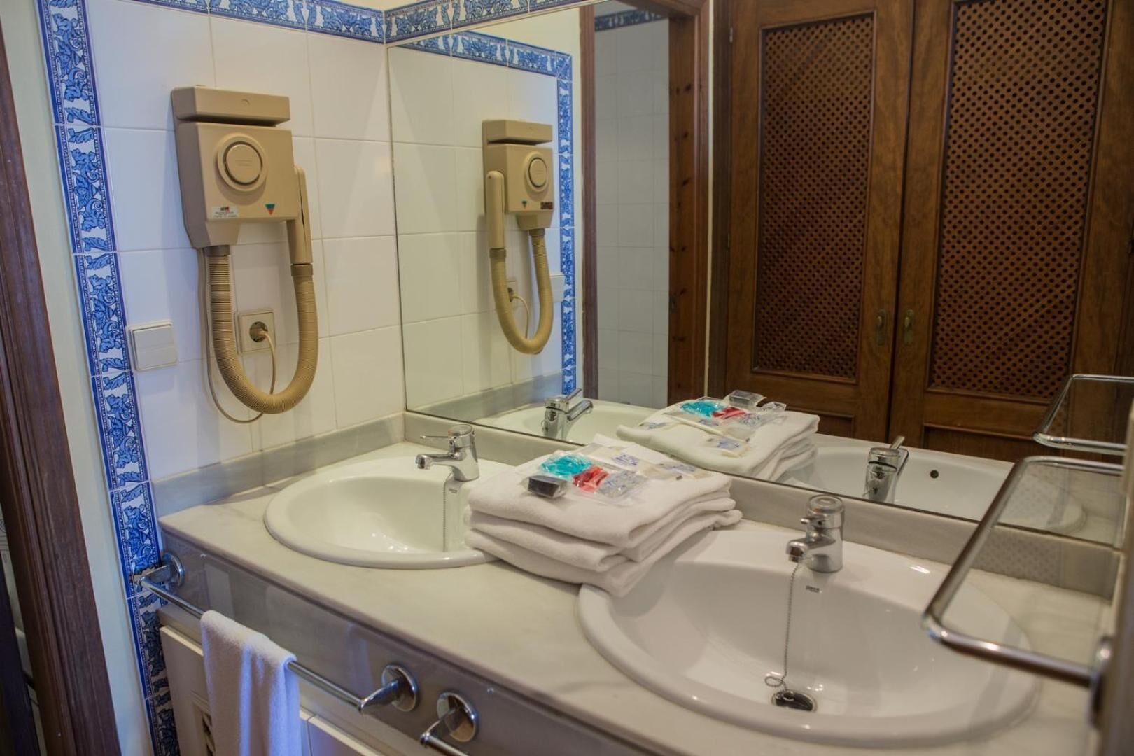 Foto - Estudios Turísticos Bahia Sur