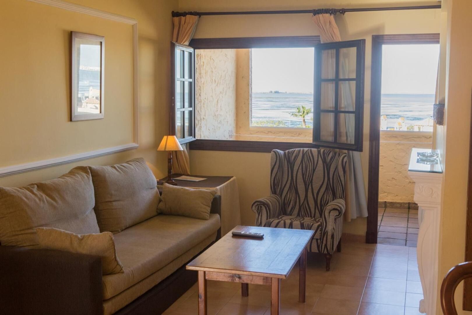 Smart TV 24 pulgadas con canales de televisión vía satélite, televisión