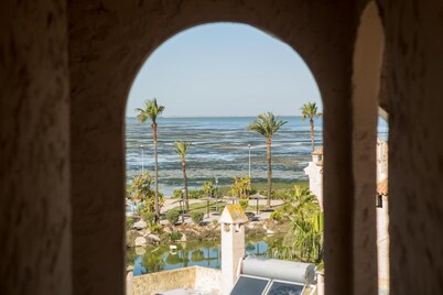 Estudios Turisticos Bahia Sur