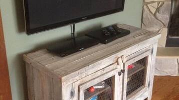 Premier House, 2 Bedrooms | Room amenity