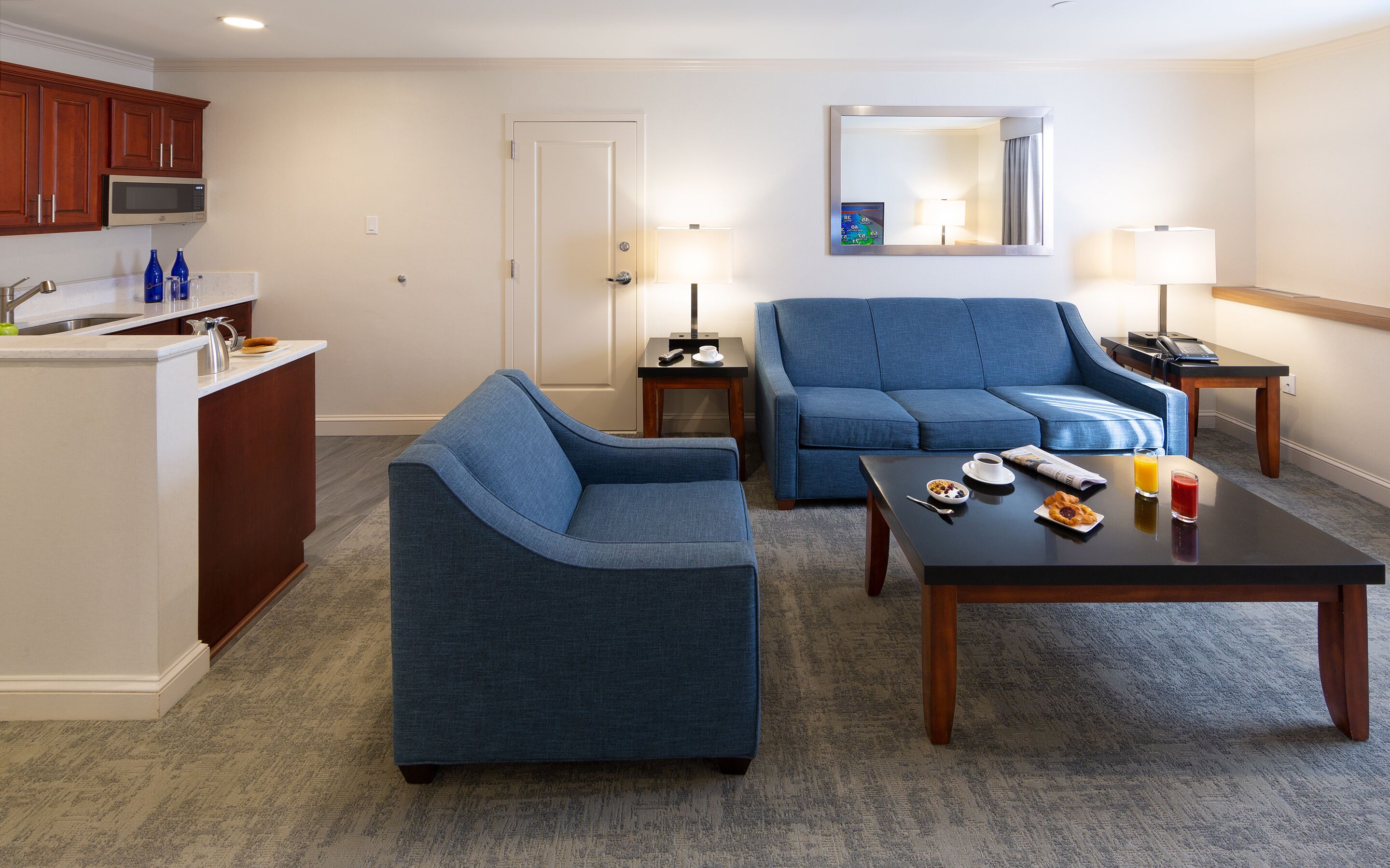 Luxury Suite, 1 King Bed (King and Sofa Bed) | Living area | Flat-screen TV, pay movies