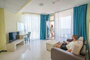 1 slaapkamer, een bureau, gratis kabelinternet