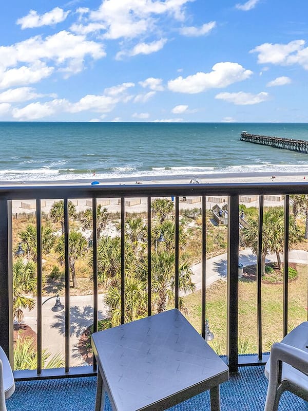 Oceanfront 1 Bedroom Suite with Balcony and Full Kitchen | Beach/ocean view
