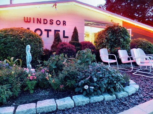 Windsor Motel