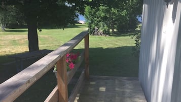 Standard Cabin, 1 Queen Bed | Terrace/patio